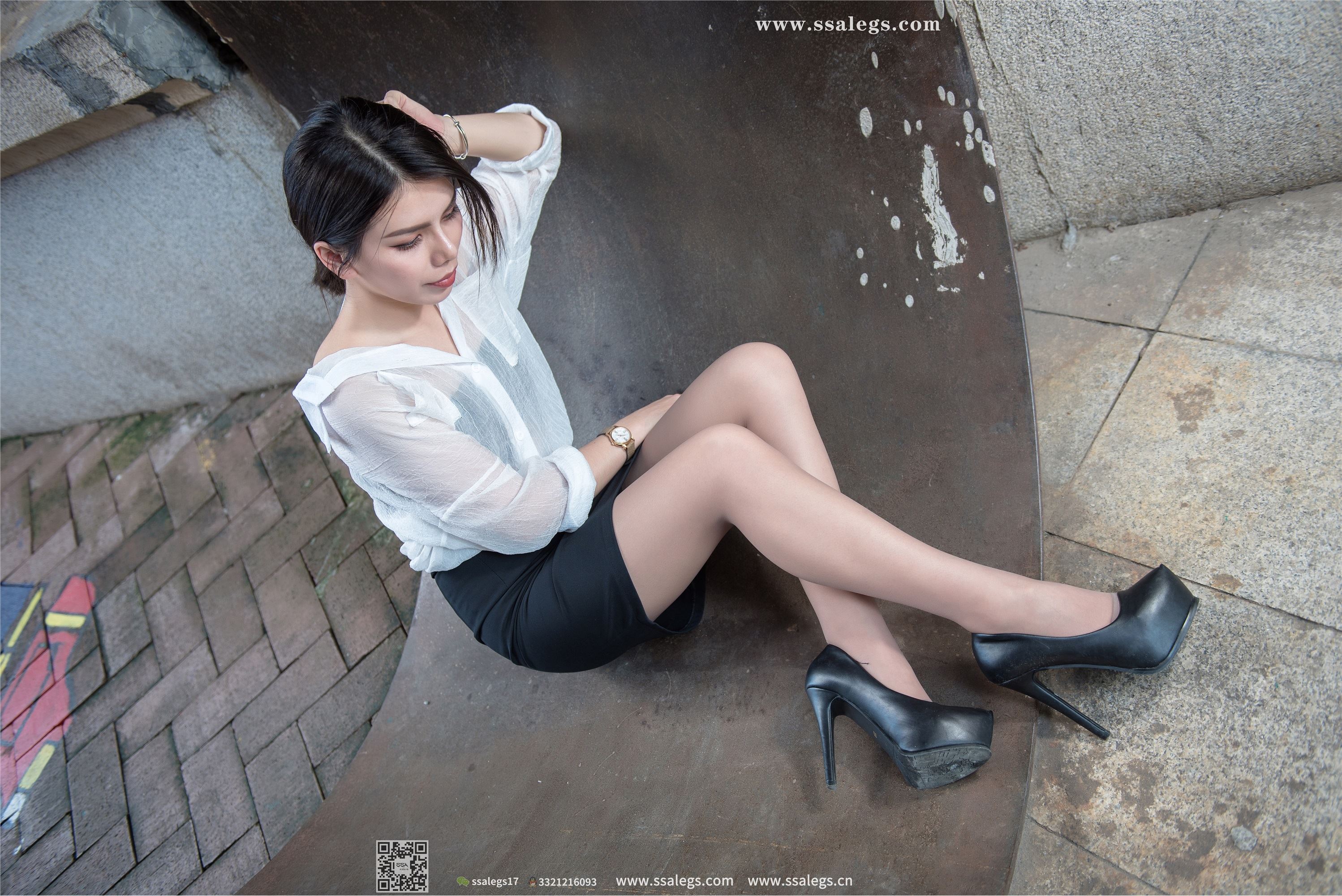 SSA丝社 NO.021 混血美女芷沫浪漫咖啡色丝袜街拍